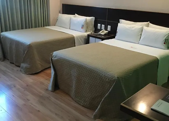 Hotel & Panama 4*