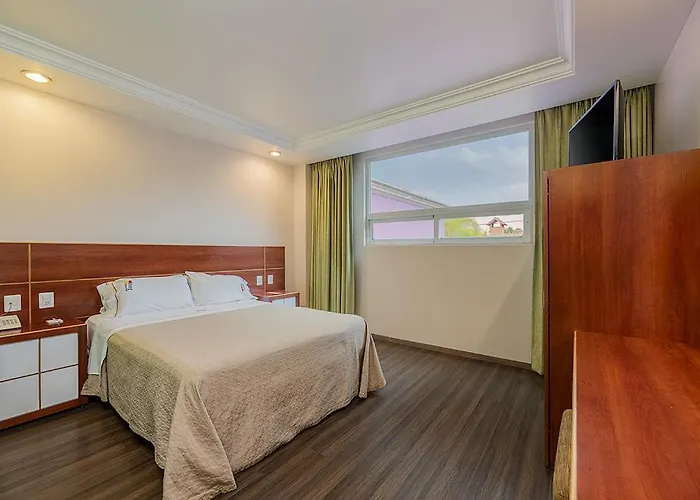 Hotel & Panama 4*