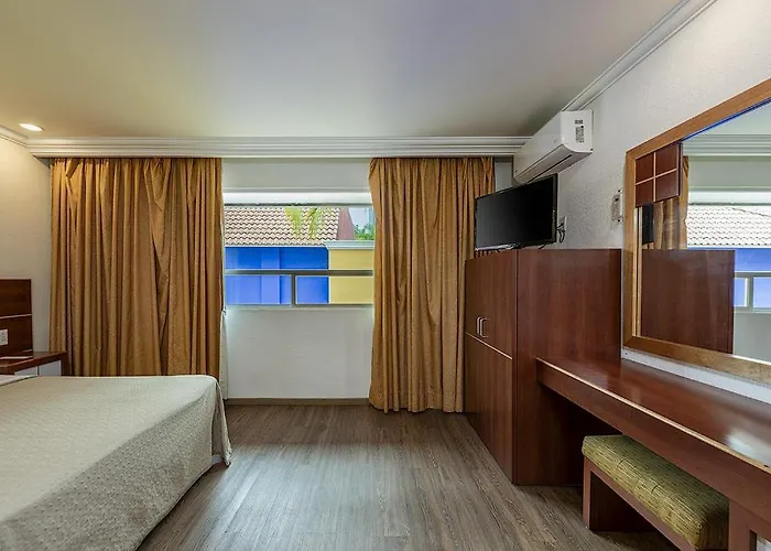 Hotel & Panama