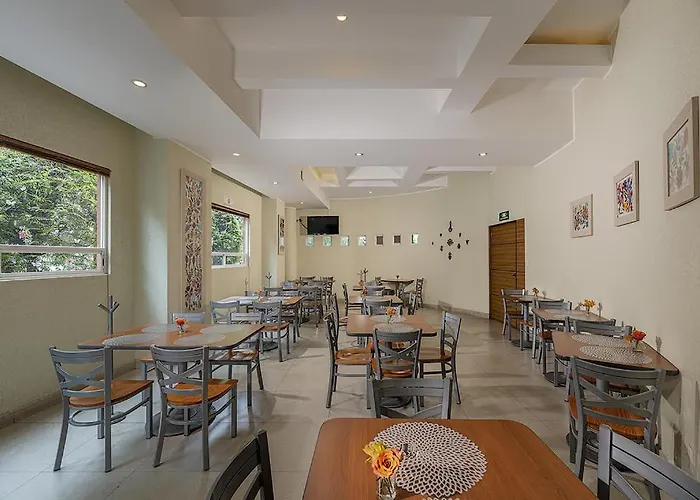 Hotel & Panama 4*