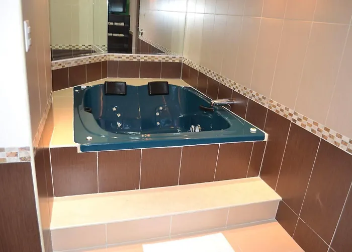 & Panama Hotel